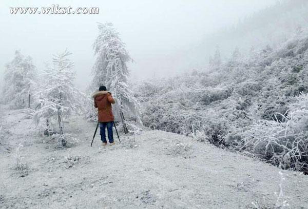 武隆仙女山今日普降大雪 迎最佳賞雪滑雪期