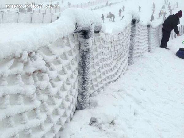 武隆仙女山今日普降大雪 迎最佳賞雪滑雪期