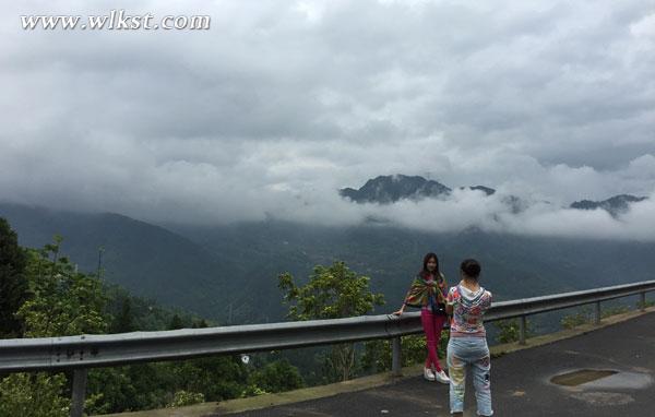 雨后武隆現(xiàn)壯麗云海奇觀 游客直呼:賺到了!