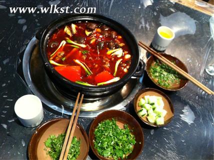 跟著《重慶優(yōu)質土特產地圖》到武隆吃羊肉