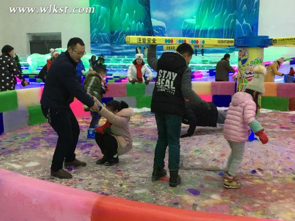 元旦節(jié)仙女山冰雕成孩子最愛 免費觀賞票持續(xù)放送