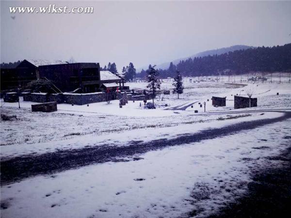 武隆仙女山強降春雪 元宵佳節(jié)戲雪滑雪好去處