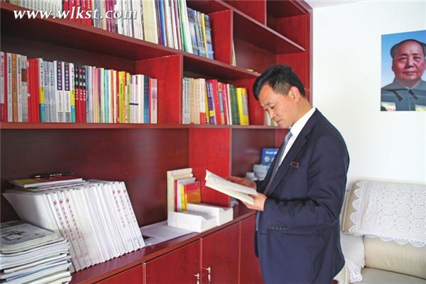 學(xué)習(xí)中的楊金魚。