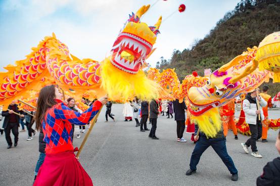 “虎”來運(yùn)轉(zhuǎn)，去武隆尋寶開好運(yùn)!