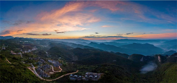 《驕陽伴我》取景地歸原小鎮(zhèn)
